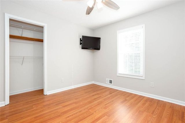 4049 Leicester Drive NE, Kennesaw, GA 30144