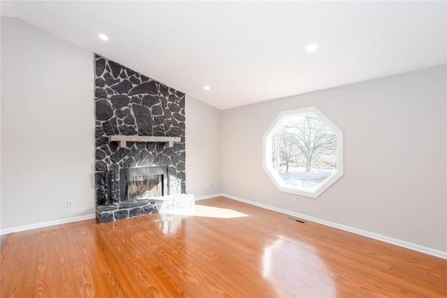 4049 Leicester Drive NE, Kennesaw, GA 30144