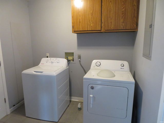 612 CAROL Drive, Walton, IN 46994