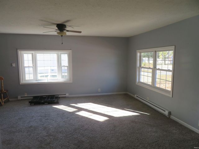 612 CAROL Drive, Walton, IN 46994