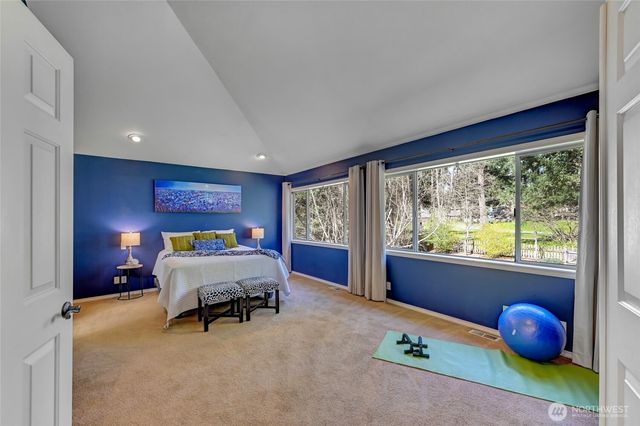 26225 Lake Wilderness Country Club Drive SE, Maple Valley, WA 98038