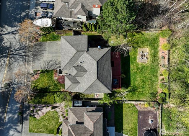 26225 Lake Wilderness Country Club Drive SE, Maple Valley, WA 98038