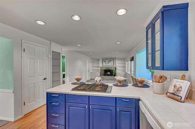 26225 Lake Wilderness Country Club Drive SE, Maple Valley, WA 98038