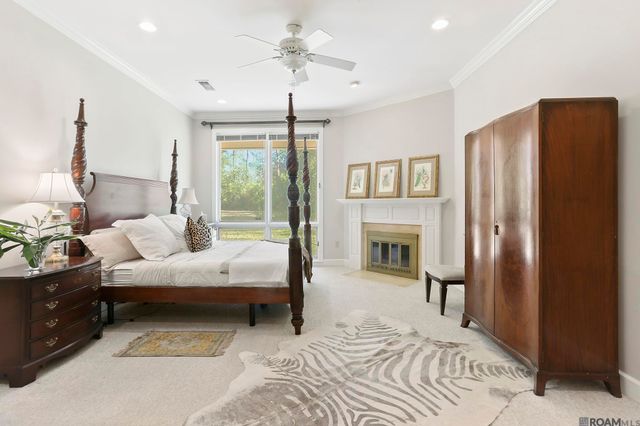 8311 Oakbrook Dr, Saint George, LA 70810