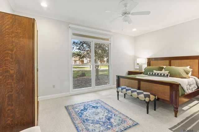 8311 Oakbrook Dr, Saint George, LA 70810