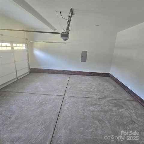 200 N Kayla Drive, Granite Quarry, NC 28146