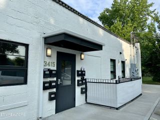3415 N Broadway St 105, Knoxville, TN 37917