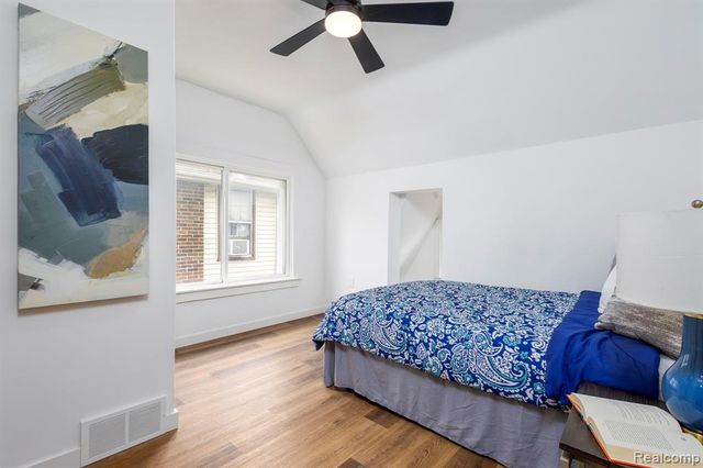 2744 Lawrence Street, Detroit, MI 48206