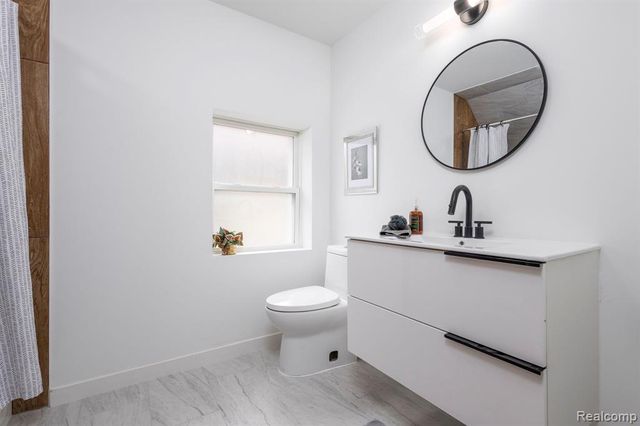 2744 Lawrence Street, Detroit, MI 48206