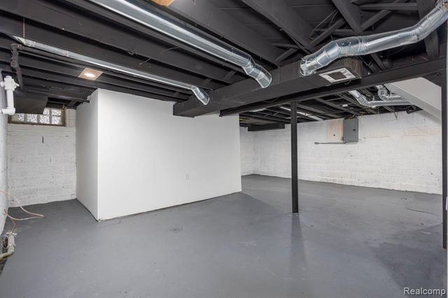 2744 Lawrence Street, Detroit, MI 48206