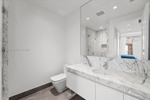 17901 Collins Ave 3004, Sunny Isles Beach, FL 33160