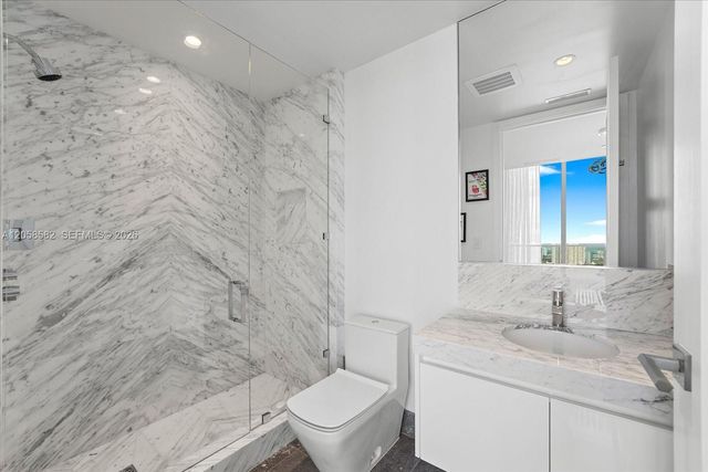 17901 Collins Ave 3004, Sunny Isles Beach, FL 33160