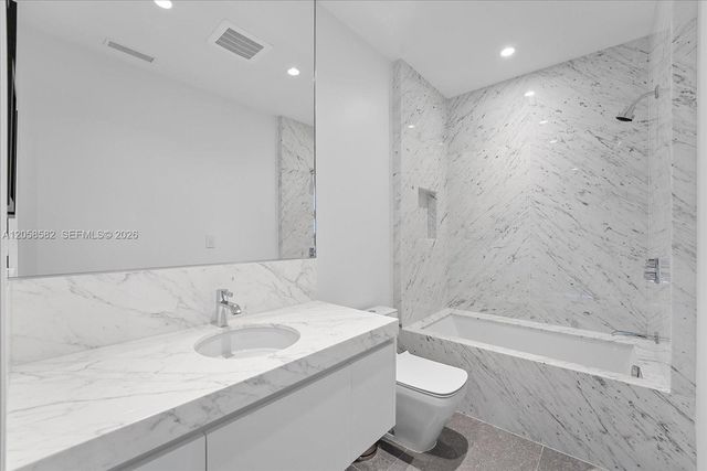 17901 Collins Ave 3004, Sunny Isles Beach, FL 33160