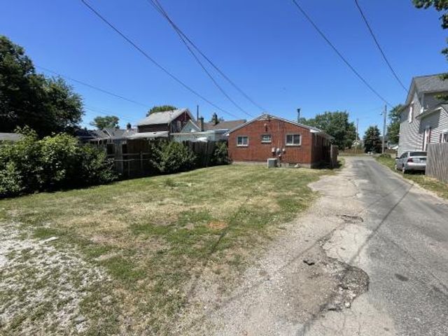 2034 Leo Street, Dayton, OH 45404