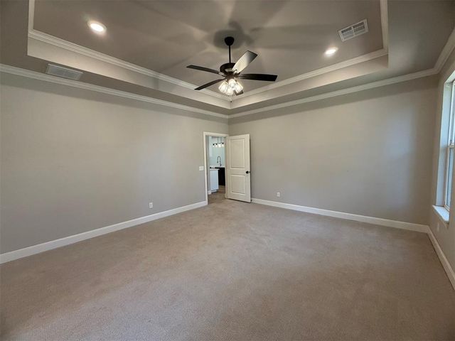 940 S May Avenue, Guthrie, OK 73044