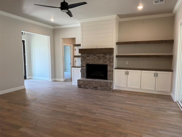 940 S May Avenue, Guthrie, OK 73044