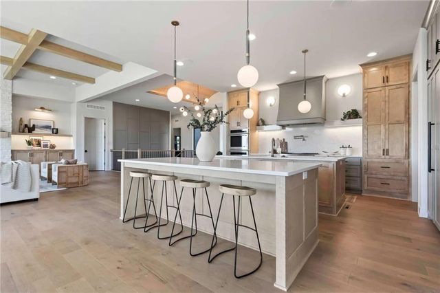 19103 Bella Terra Road, Pleasant Hill, MO 64080