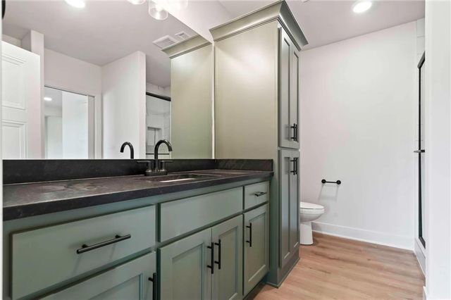 19103 Bella Terra Road, Pleasant Hill, MO 64080