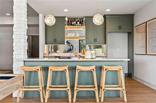 19103 Bella Terra Road, Pleasant Hill, MO 64080