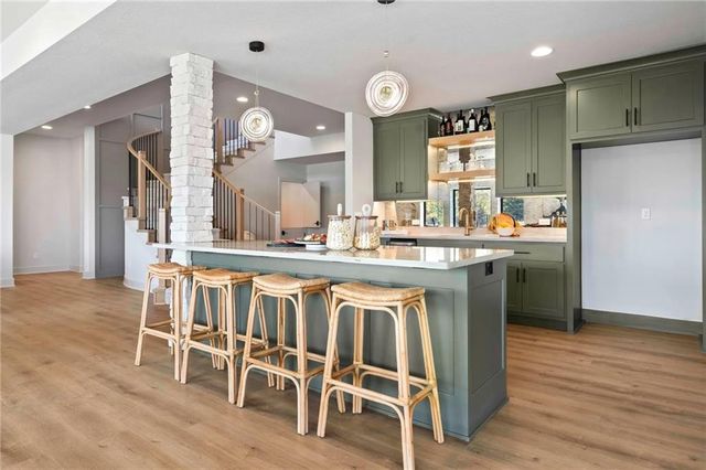 19103 Bella Terra Road, Pleasant Hill, MO 64080