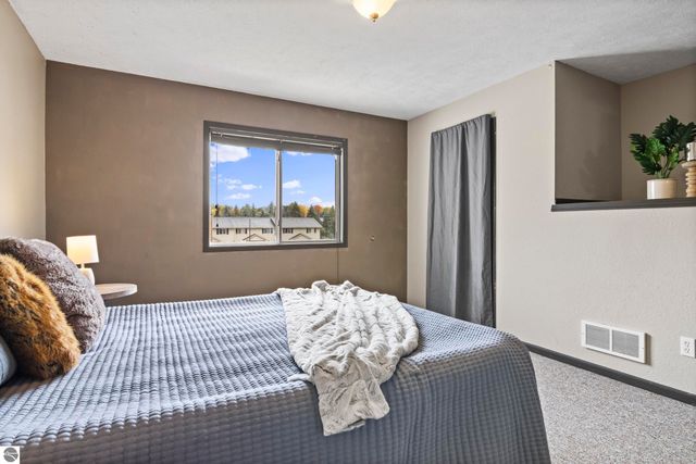 3799 Vale Drive, Traverse City, MI 49686