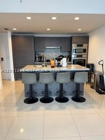 7875 NW 107th Ave 602, Doral, FL 33178
