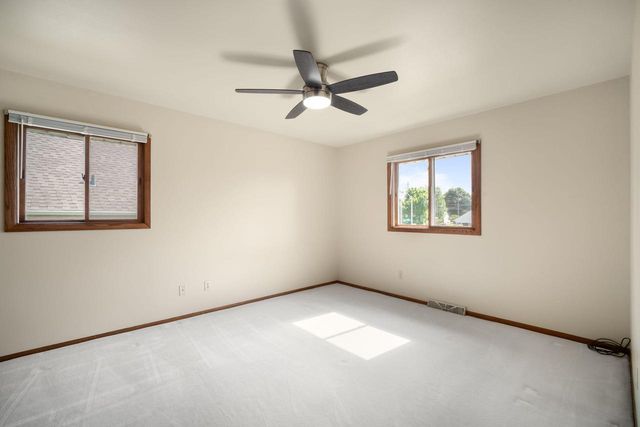 909 S 110th STREET, West Allis, WI 53214