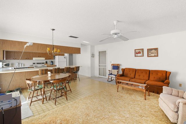 519 EVERGREEN Drive, Lake Park, FL 33403