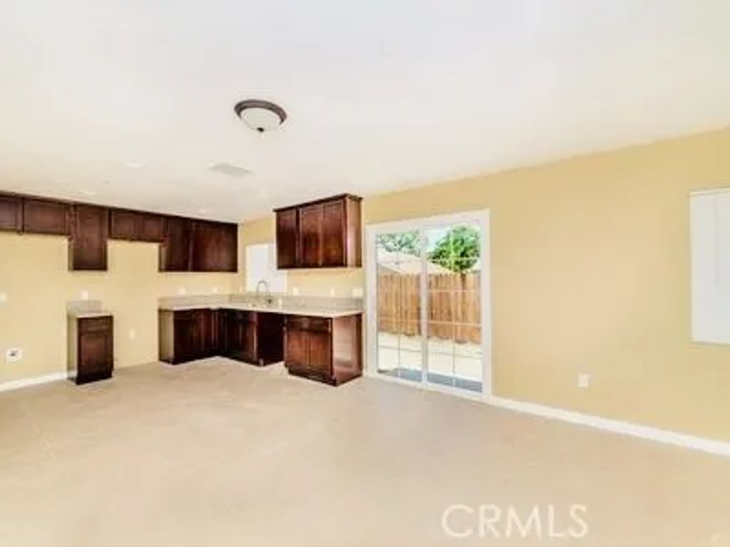 7538 Lynwood, Highland, CA 92346