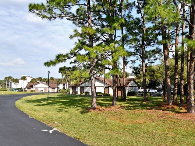 3400 TWIN LAKES Terrace 102, Fort Pierce, FL 34951