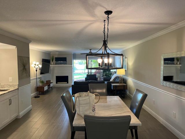 3400 TWIN LAKES Terrace 102, Fort Pierce, FL 34951