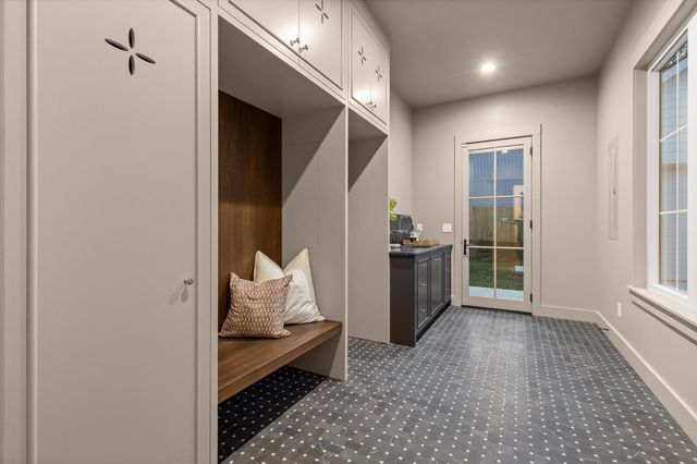 623 Spears Avenue, Chattanooga, TN 37405