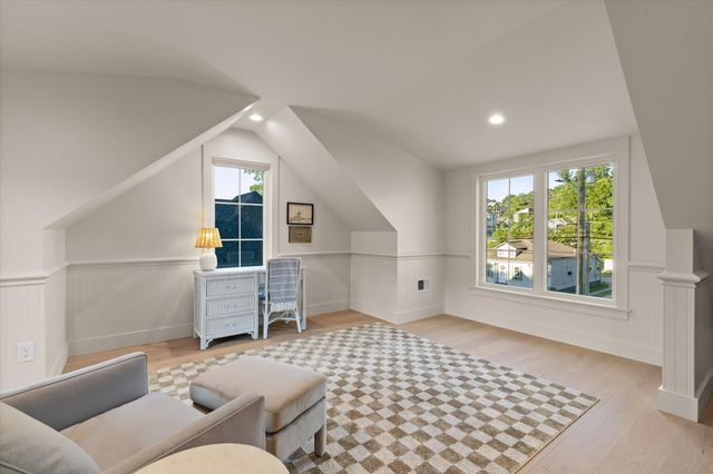 623 Spears Avenue, Chattanooga, TN 37405