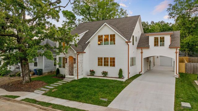 623 Spears Avenue, Chattanooga, TN 37405