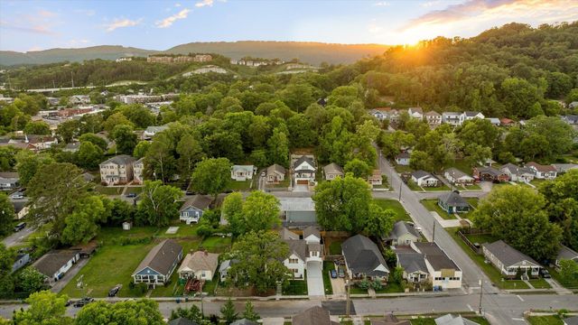 623 Spears Avenue, Chattanooga, TN 37405