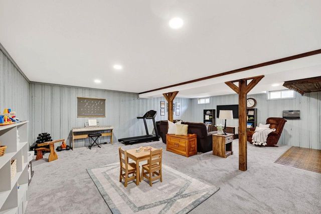 2730 Westchester Circle, Stoughton, WI 53589