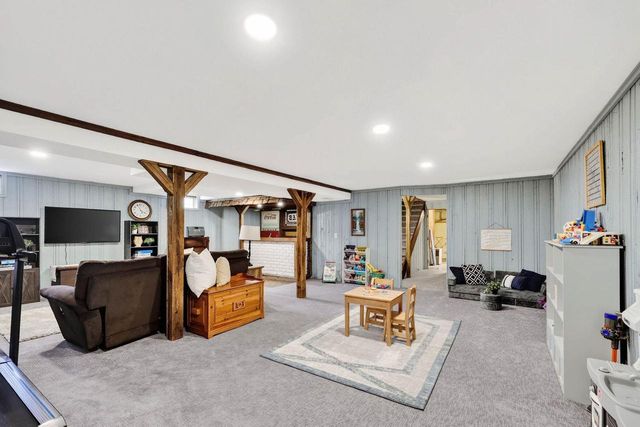 2730 Westchester Circle, Stoughton, WI 53589