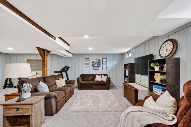 2730 Westchester Circle, Stoughton, WI 53589
