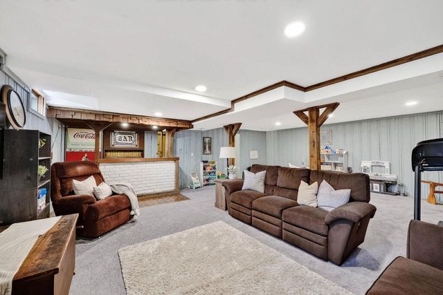 2730 Westchester Circle, Stoughton, WI 53589