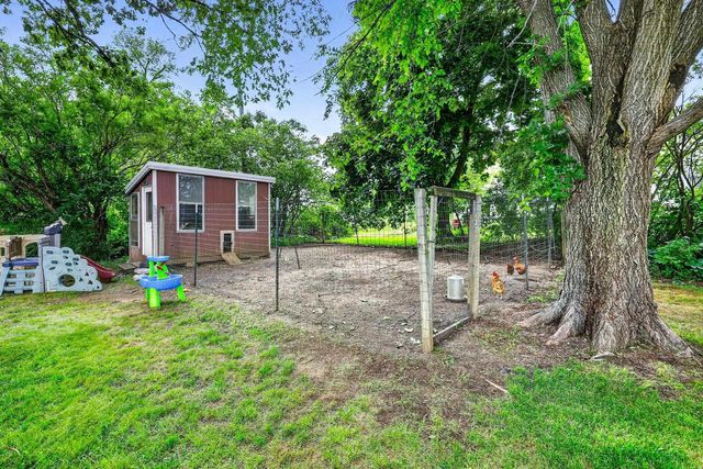 2730 Westchester Circle, Stoughton, WI 53589