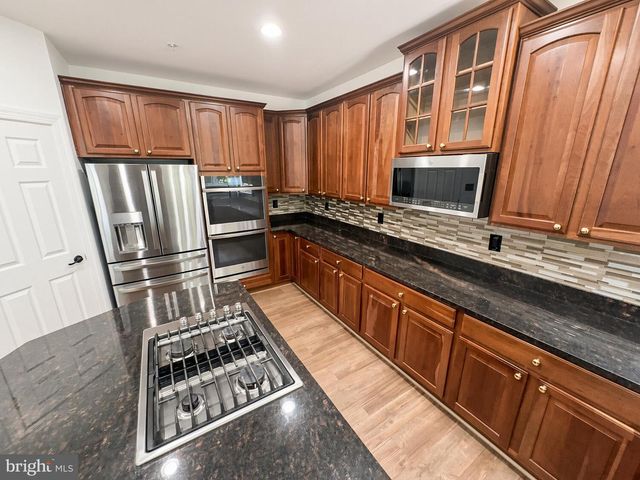 5812 MARIETTA STATION DR, Glenn Dale, MD 20769