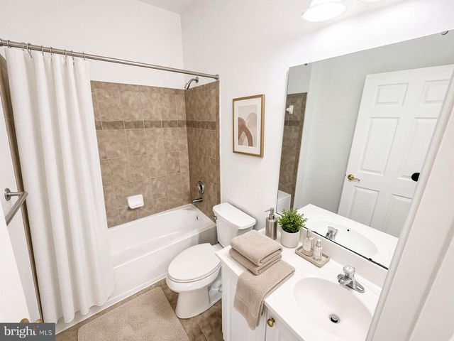 5812 MARIETTA STATION DR, Glenn Dale, MD 20769