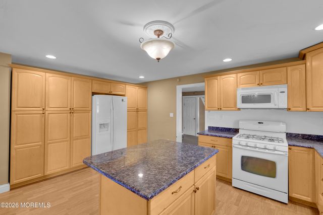 543 N Riverside Drive, Neptune Township, NJ 07753