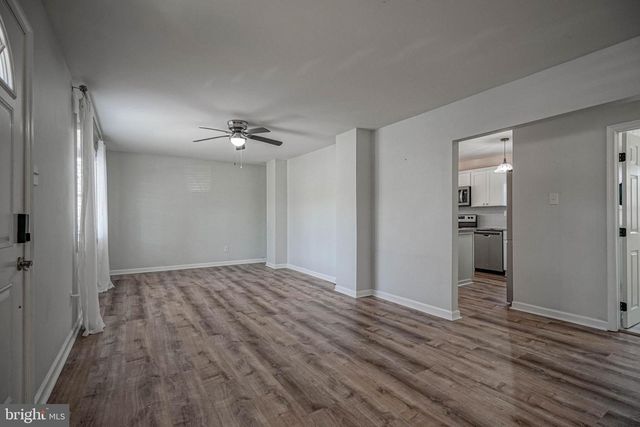 308 E COLLINGS DR, Williamstown, NJ 08094