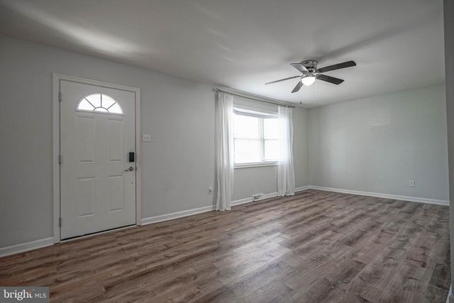 308 E COLLINGS DR, Williamstown, NJ 08094