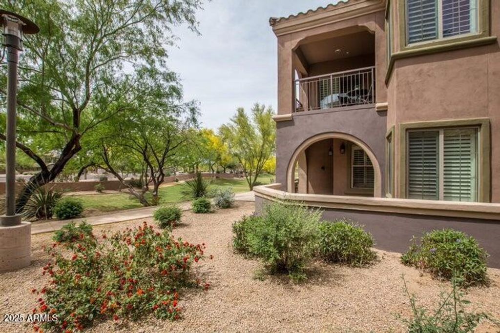 3935 E ROUGH RIDER Road 1078, Phoenix, AZ 85050