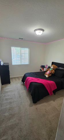 5892 W Garland Avenue, Fresno, CA 93722