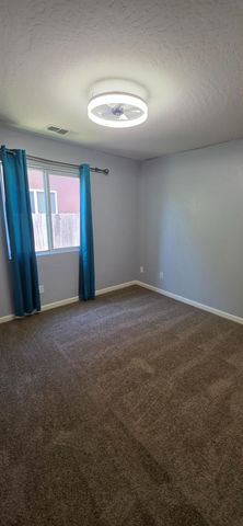 5892 W Garland Avenue, Fresno, CA 93722