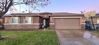 5892 W Garland Avenue, Fresno, CA 93722
