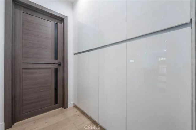 17043 Gunther Street, Granada Hills, CA 91344